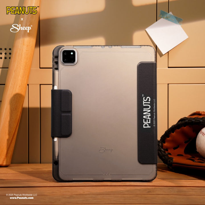 iPad Peanuts เคส iPad Gen สนูปปี้ สีดำ ลิขสิทธิ์แท้ เคสคอลแลป Peanuts