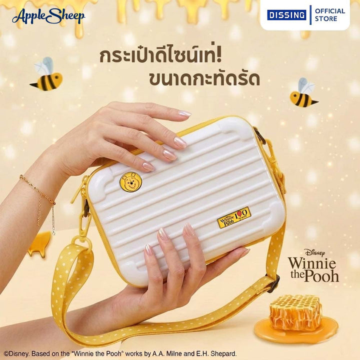 Winnie the Pooh หมีพูห์ DISSING กระเป๋าสะพายข้าง Disney ดิสนีย์ DS LUGGAGE BAG ลิขสิทธิ์แท้ สีขาว เหลือง พลาสติก กันน้ำ