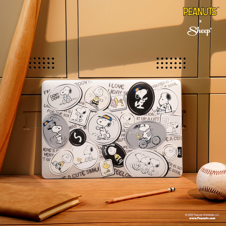 เคสแมคบุ๊ค สนูปปี้ snoopy macbook peanuts macbook case Snoopy Gadgets