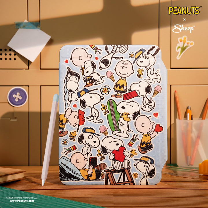 เคสคอลแลป peanuts iPad peanuts เคสไอแพด peanuts สีฟ้า แถมปลอกปากกา