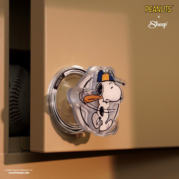 ที่แปะโทรศัพท์ หมุนได้ Snoopy ลิขสิทธิ์แท้ Griptok Snoopy Griptok Snoopy ตีเบสบอล