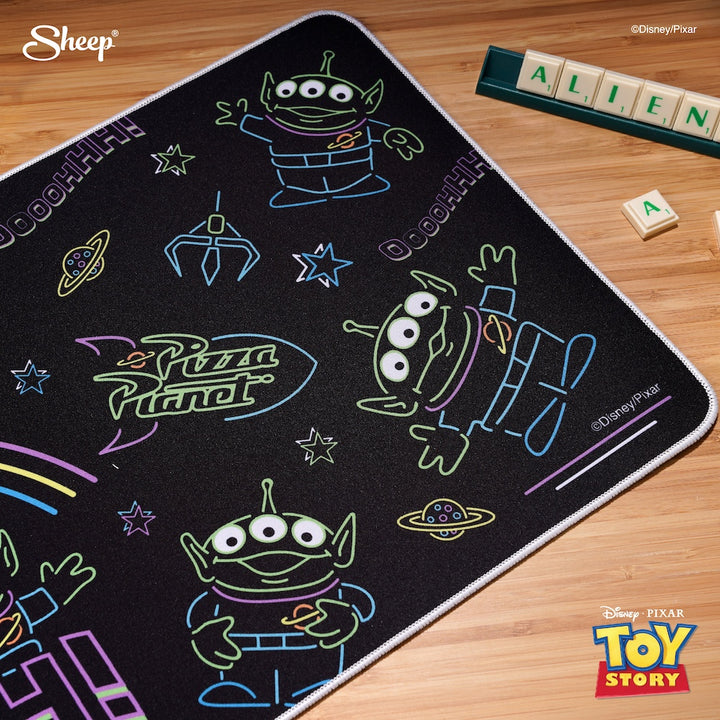 แผ่นรองเม้าส์กรีนแมน  mousepadaliens mousepadgreenman