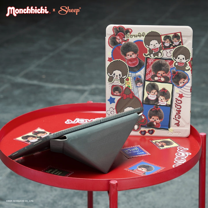 เคสไอแพด monchhichi ม่อนชิชิ ipad case สีน้ำตาล ดีไซน์ อักษรไทย กันกระแทก ลิขสิทธิ์แท้ น้ำหนักเบา