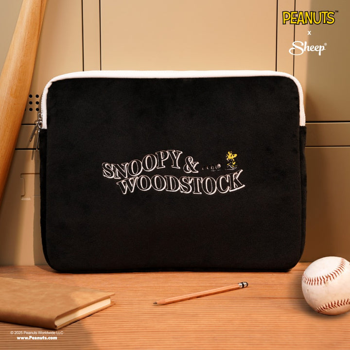 กระเป๋าใส่ไอแพด peanuts กระเป๋าใส่ macbook case Snoopy