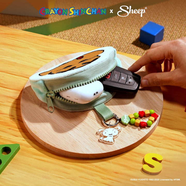crayon shinchan mini gadget bag พวงกุญแจกระเป๋า เครยอน ชินจัง สีเขียว ฟ้า หมา ชิโร่ shiro ลิขสิทธิ์แท้ ใส่แอร์พอด airpods