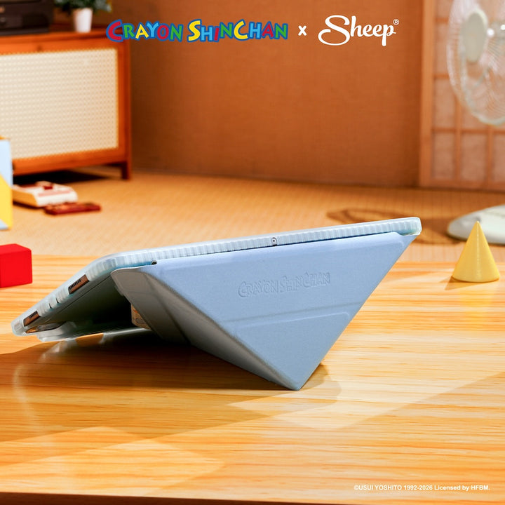 ipad case crayon shinchan เคสไอแพด เครยอน ชินจัง ชุดนอน สีเขียว ฟ้า ลิขสิทธิ์แท้ กันกระแทก กันงอ พับได้ แนวตั้ง นอน
